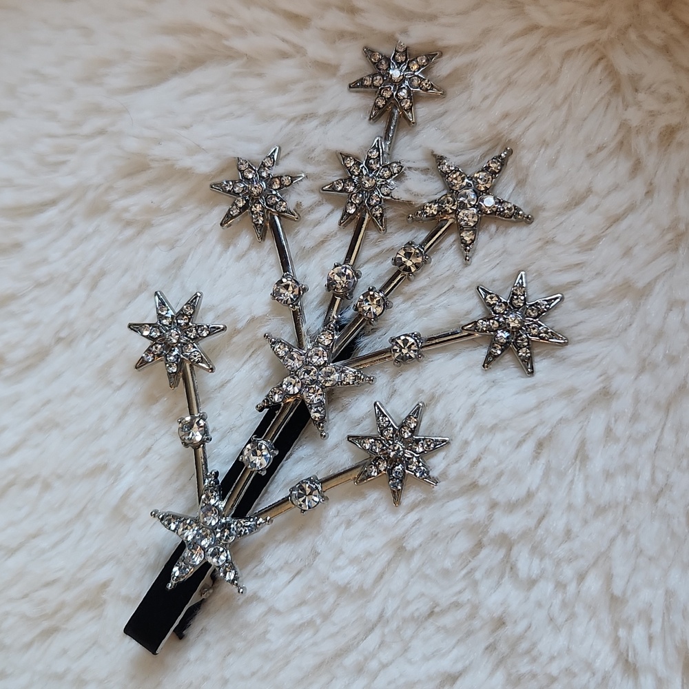 Sparkly rhinestone starburst hair clip - Picture 3 of 5